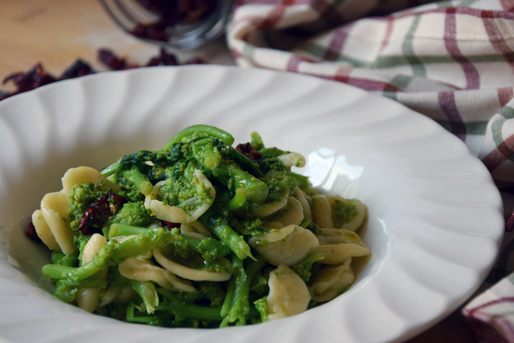 La ricetta degli strascinati con le cime di rapa | Foodiary